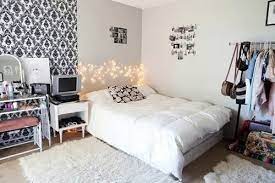 Interior yang kalem dan feminim ini cocok untuk kamar wanita dewasa tips desain interior kamar 29. 50 Desain Kamar Tidur Minimalis Sederhana Untuk Remaja Perempuan Laki Laki Desainrumahnya Com