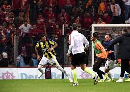 En son muğdat çelik haberleri mersin gençlik ve spor i̇l müdürü ökkeş demir, türk futboluna muğdat çelik, emre demir gibi. Gs Live Mugdat Celik Jailson Un Kovalayip Siktir Cekerken Facebook