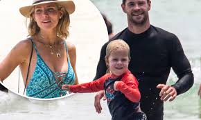 Scroll below and check more details. Chris Hemsworth Teaches His Son Sasha How To Surf Daily Mail Online