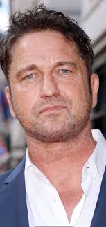 Hugh and Ryan also made time for a cook-off with Gordon Ramsay while they  were in London. Be sure to visit Gordon's YouTube channel for the entire  event…. It's hysterical! 🎥: @gordongram ・・・