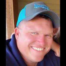 Who can recommend a contractor to add a wall and door to enclose a room in  Bonham, Texas?