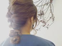 ロングヘアさん必見暑い夏には涼しげなヘアアレンジをしてみませんか