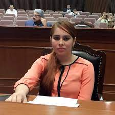 Sanchez said she first started dating chapo in 2011 at age 21, and then began working for him in the drug trade. Dip Lucero Guadalupe Sanchez Lopez Fotos Facebook