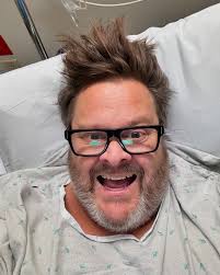 Before and after! After the procedure, the nurse asked “did they do that to  your hair?!!” Let's eat!! #colonoscopy