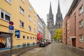Hier finden sie informationen zu themen von rat und stadtverwaltung. Cheap Hotel A O Koln Dom Cologne From 9 Night