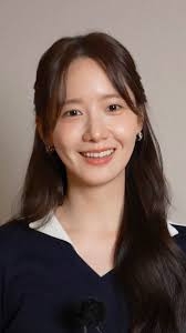 Todo mundo tem um vizinho fofoqueiro. Se você não tem, o vizinho é você.  🎥: The Girl On The Train