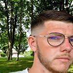 Steven Tavernier's Instagram, Twitter & Facebook