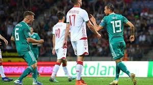 Wir bildeten dann ein team, eine großartige mannschaft, und wir begannen hiermit. Belarusia 0 Vs 2 Jerman Die Mannschaft Memuaskan Posmetro Padang