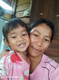 ແມ່ແຈ່ມໃສ ວານິລາ