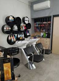In the emerald beauty box you will find the highest quality appliances that, in addition to making your hair beautiful, spare and nourish it. Home Color Hair Salons 44 Ideas Salon Interior Design Salon Furniture Hair Salon Interior