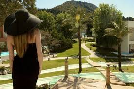 Two orchards and a coop welcome the guest to a happy contradiction, which just a minute away from the most modern, sophisticated suite, meets the secrets of old, rhodesian geography, vegetation, trees, vegetables, fruits, myrrh where cooking lessons and tastings of. Rhodes Hotel Rodos Palace 5 Star Hotel Resort In Rhodes