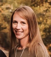 Colleen Bova's Instagram, Twitter & Facebook