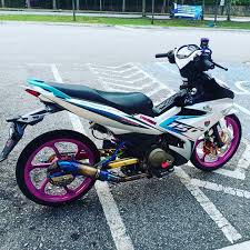 Gambar accessories & spareparts motor. Rider Muslimah Bawak Yamaha Y15 Jangan Main Main Motoqar