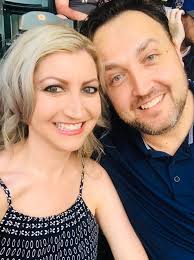 Rochelle Barton (@RochieBarton)