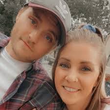 Erin Trantham's Instagram, Twitter & Facebook