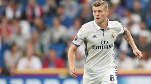 Verratti begann seine karriere beim delfino pescara 1936. Juventus Turin Marco Verratti Toni Kroos Und Ivan Rakitic Im Fokus Des Serie A Klubs Eurosport