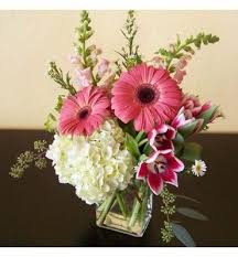 Pin De Bloomnation En Flowers From Bloomnation Local Florists Arreglos Florales Areglos Florales Flores