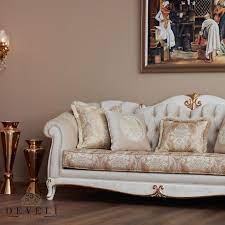 samsara koltuk takimi krem ve altin varaktan olusan cila rengi ile birlikte kahve ve sari renklerinden olusan desenli bir kumas mobilya furniture renkler