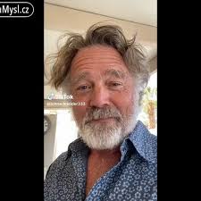 Krásné poselství a moc hezky podáno.