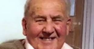 Hilary Sampson's Instagram, Twitter & Facebook