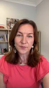 You do not need the inner critic to go quiet to lead at your next level…  you need this 👉🎥 Ask yourself; where is it the loudest right now… and  what action