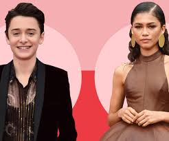 Official page for millie bobby brown. In Wen Ist Noah Schnapp Verknallt