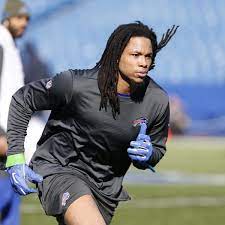 Benjamin left the practice field tuesday prematurely with a trainer, dan duggan of the athletic reports. Kelvin Benjamin The Good The Great And The Ugly Sports Illustrated New York Giants News Analysis And More