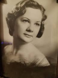 My mom 16 yrs old the picture was taken in 1949 or 1950