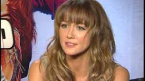 Step Up 3d Cast Answers Why 3d Youtube Step up 3d (also known as step up 3) is a 2010 american 3d dance film written by amy andelson and emily meyer and directed by step up 2: