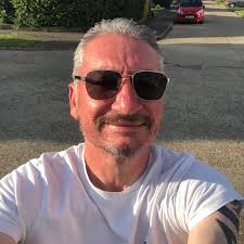 Luke Littler & Andrew Gilding ready for battle tonight! 🎯