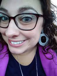 Sparkly 2025 earrings, scoop up by 12/26