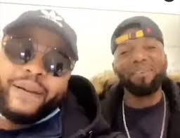 Roger ML empreinte: "Je ne vois pas avec quel moral Papa chéri pourrait  chanter"