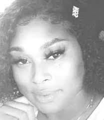 Tina Cargill's Instagram, Twitter & Facebook