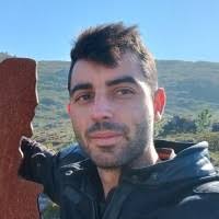 90+ perfiles de «Víctor Costa»