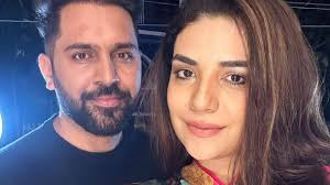 Anjum Fakih confesses love for boyfriend Rohit Jadhav in new post; Soundous  Moufakir calls him 'the luckiest'