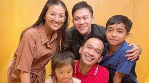 Lebih lanjut, ruben onsu menegaskan kalau bensu tersebut terbentuk karena singkatan dari namanya. Imlek 2020 Betrand Peto Dapat Nama Cina Huang Sheng Bao Dari Ruben Onsu Sarwendah Panggil Thanos Tribun Kaltim