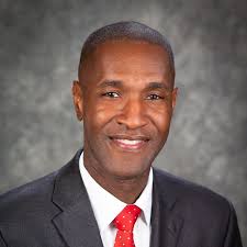 Scott Orange's Instagram, Twitter & Facebook