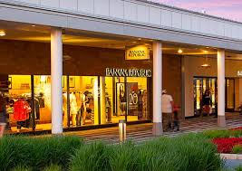 Neiman marcus, 6 oakbrook center, oak brook, illinois locations and hours of operation. Oakbrook Center