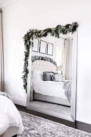 Diy Mirror Christmas Garland Master Bedroom Christmas Decor Diy Christmas Decorations Easy Christmas Garland