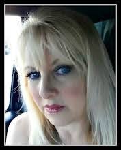 Renee Pardee's Instagram, Twitter & Facebook