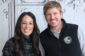 Welcome home pairs renovation, design and real estate pros chip and joanna gaines with home buyers to renovate homes that are in great locations, but have bad design or are in poor. The Real Reason Chip And Joanna Gaines Quit Hgtv Page Six