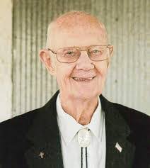 Glenn Cave's Instagram, Twitter & Facebook