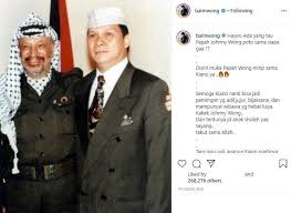 Kantor berita resmi palestina, wafa, pada hari minggu (20/05) mengatakan bahwa abbas, 82 tahun, pertama kali dibawa ke rumah sakit pada sabtu malam dan kembali ke rumah sakit pada hari. Foto Bareng Presiden Pertama Palestina Potret Ayah Baim Wong Mirip Prabowo Matamata Com
