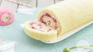Les meilleures recettes de gateau au chocolat, sélectionnées et testée pour vous par notre équipe de gourmands! Retour En Enfance Gateau Roule A La Fraise Chantilly Mascarpone Sucre D Orge Et Pain D Epices