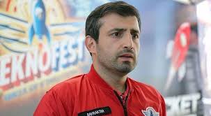 Selçuk Bayraktar'dan MIT profesörüne sert cevap: Utanmanız gereken  yaptığınız soykırım