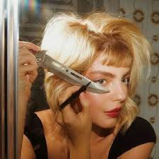 Katharina Marie Feil (katharinaarrow)