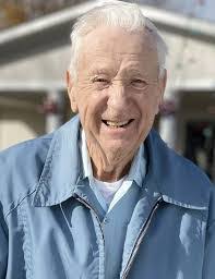 Faye Worley's Instagram, Twitter & Facebook