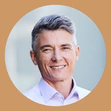 Jan Dutton's Instagram, Twitter & Facebook