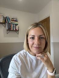 Caitlin Storey's Instagram, Twitter & Facebook