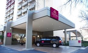 Guests may find queen street mall within 0.2 km and judith wright centre of contemporary arts within 1.8 km of the venue. Top Hotels With A Pool In Clapham South Australia Au